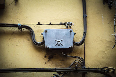 Electric box with cable on wall