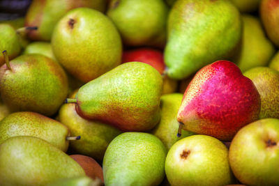 Full frame shot of apples