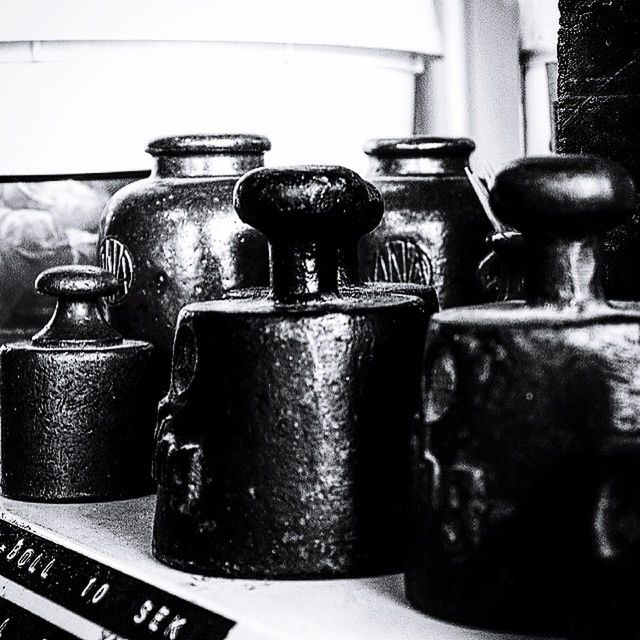 metal, indoors, close-up, metallic, old, rusty, still life, old-fashioned, container, no people, focus on foreground, antique, obsolete, the past, equipment, day, abandoned, run-down, deterioration, kitchen utensil