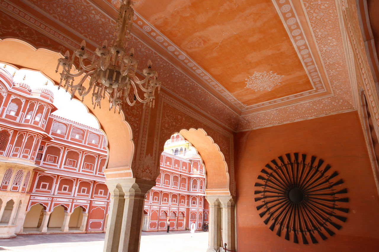 LOW ANGLE VIEW OF CEILING OF HISTORIC BUILDING