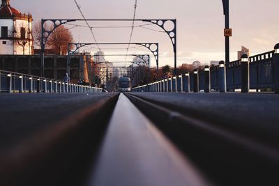 Surface level of railroad tracks