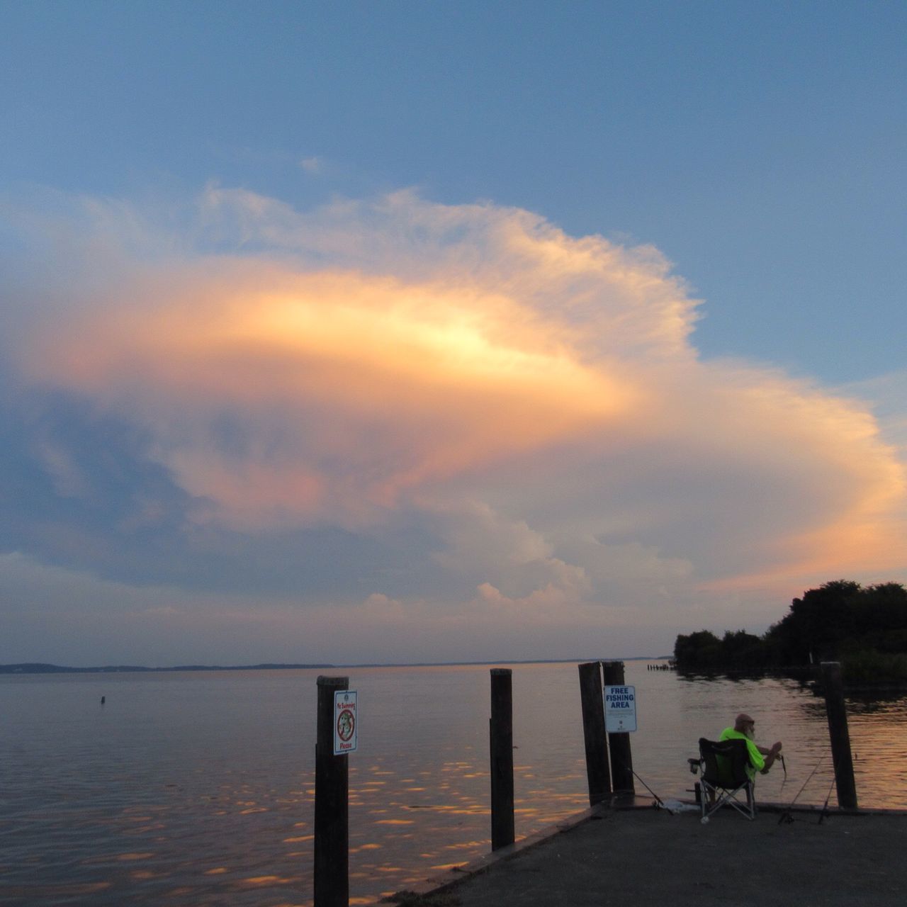 sky, water, cloud - sky, sea, beauty in nature, scenics - nature, real people, sunset, nature, lifestyles, men, people, tranquil scene, leisure activity, tranquility, outdoors, beach, built structure, architecture, horizon over water