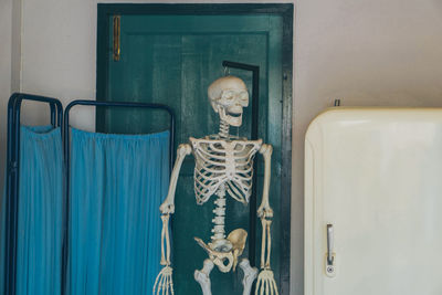Human skeleton in hospital