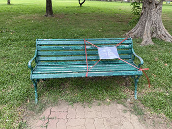 Empty bench in park