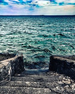 Full frame shot of sea against sky