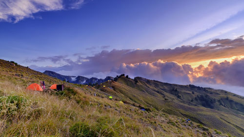 Scenic view of senaru rim camp site on mount rinjani against majestic  sky