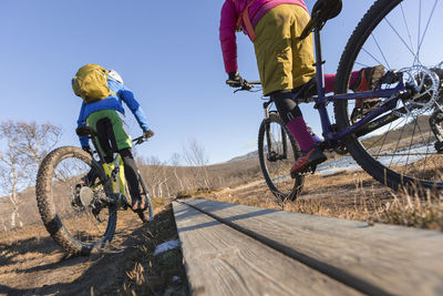 Couple cycling