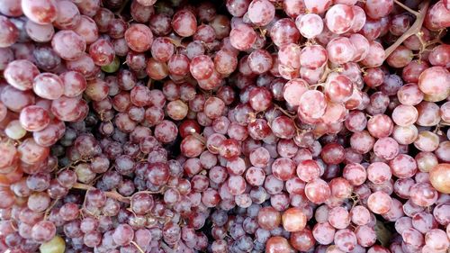 Full frame shot of grapes