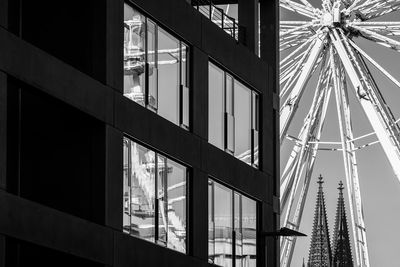 Cologne   cathedral and ferry wheel