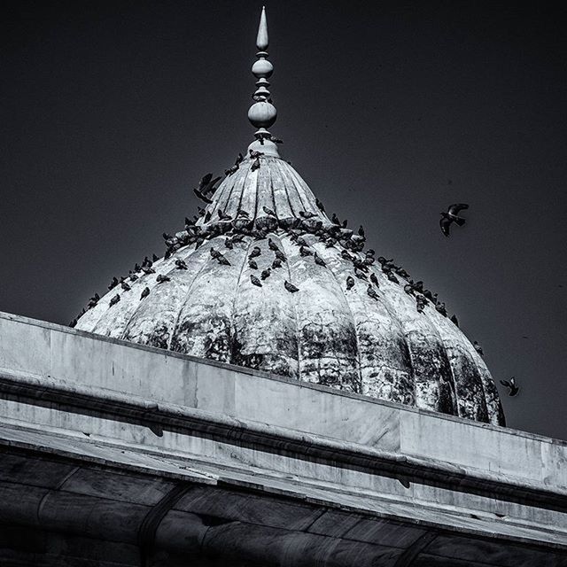 dome, place of worship, religion, architecture, built structure, spirituality, famous place, building exterior, travel destinations, international landmark, clear sky, travel, church, tourism, low angle view, capital cities, cathedral, illuminated