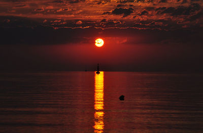 Scenic sunset over calm sea