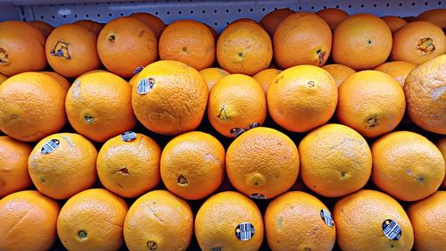 Close-up of oranges for sale in market