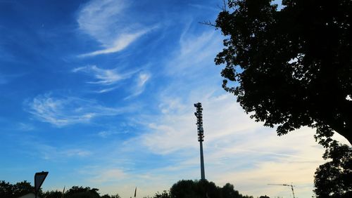 Low angle view of cloudy sky