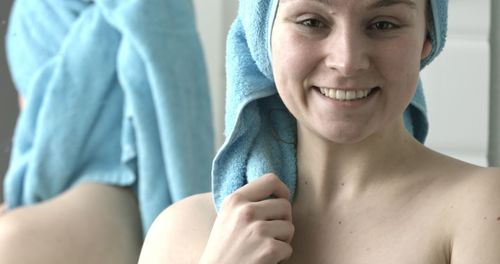 Portrait of a smiling young woman