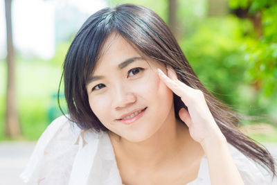 Portrait of a smiling young woman