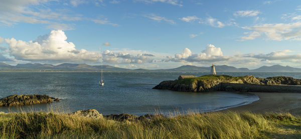 Seascape views from newborough beach on anglesey, north wales, uk