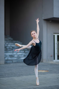 Full length of woman dancing