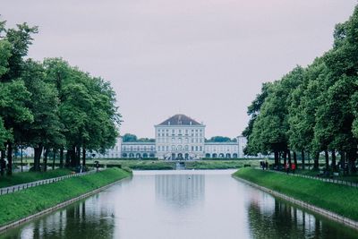 Reflection of trees in a lake
