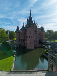 Top view of the largest castle in the netherlands, de haar. a beautiful quadcopter flight.