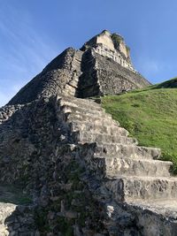 Pyramid mayan 