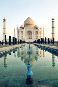 Taj mahal in water