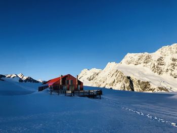 Muller hut winter season 