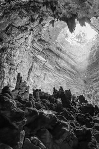 Caves of castellana. black and white