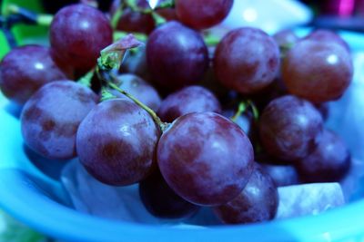 Close-up of grapes