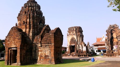 Old ruins of building against clear sky