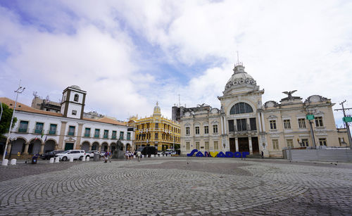 Buildings in city