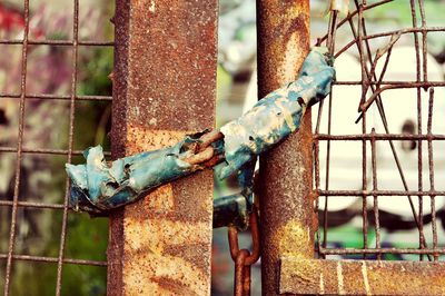 Close-up of rusty chain