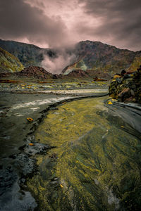 Surreal volcanic landscape on new zealand's only active marine volcano, the white island