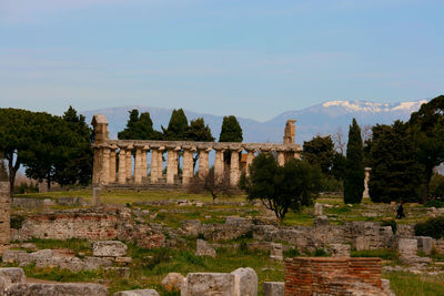 View of old ruins against sky