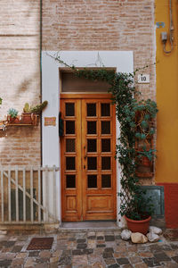 Closed gate. santarcangelo di romagna, emilia-romagna, italien