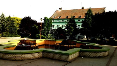 Building with trees in background