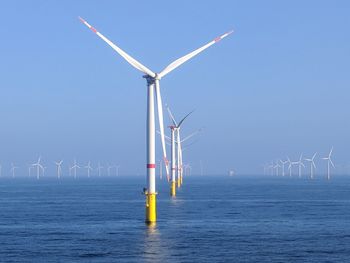 Offshore wind turbine 