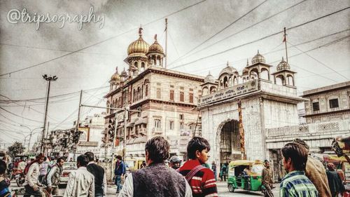 Tourists in city