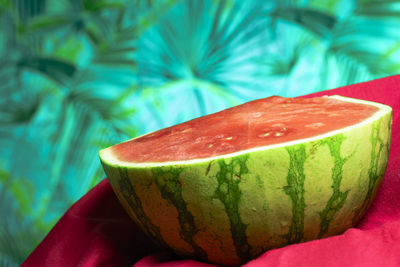 Close-up of hand holding fruit