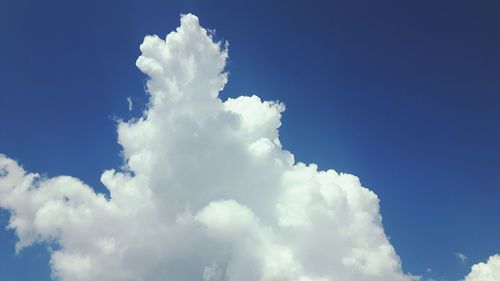 Low angle view of clouds in sky