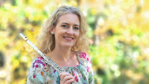 Portrait of a smiling young woman