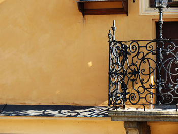 Balcony at building