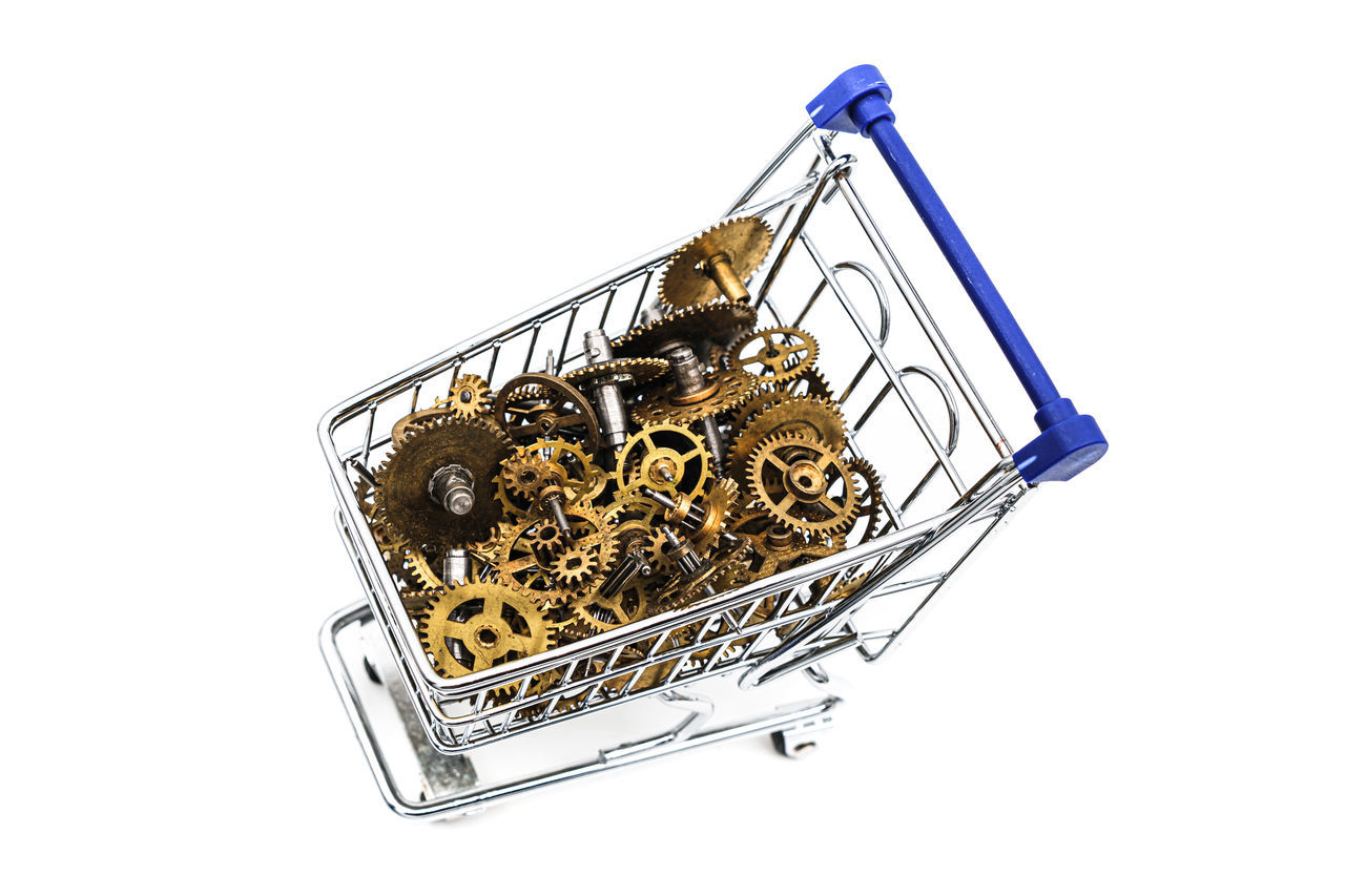 white background, cut out, metal, studio shot, finance, no people, paper clip, clip, indoors, shopping cart, business