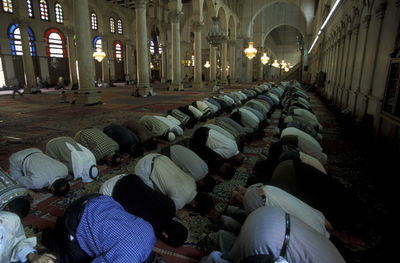 People praying in umayyad mosque