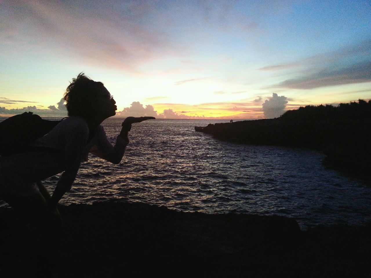 sunset, water, silhouette, sky, sea, horizon over water, scenics, tranquil scene, tranquility, beauty in nature, nature, one person, beach, cloud, cloud - sky, idyllic, shore, dog, one animal, dusk