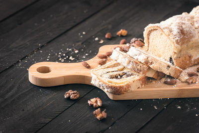 Close-up of bread on cutting board