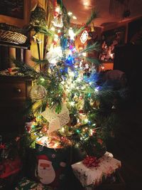 Illuminated christmas tree at home