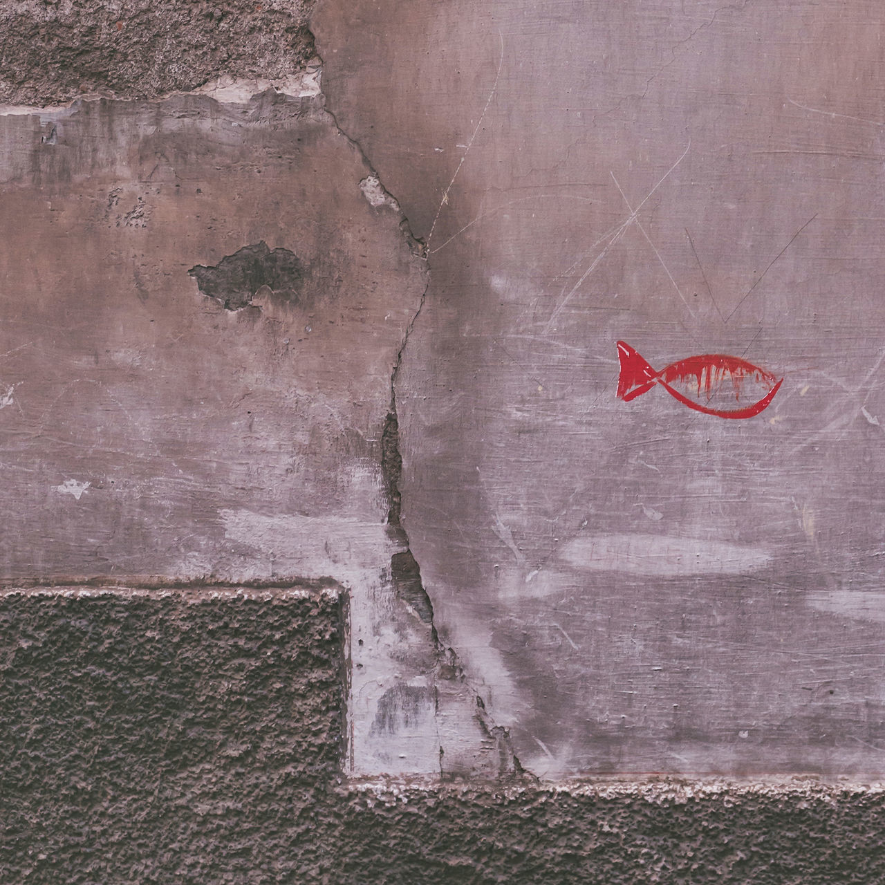 wall, no people, wall - building feature, textured, red, architecture, heart shape, day, creativity, built structure, outdoors, flooring, close-up, backgrounds, full frame