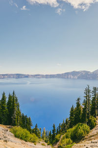 Landscape views of crater lake in oregon during the summer.