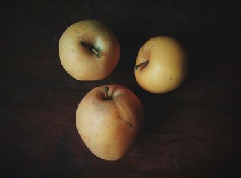 Directly above shot of apples on table