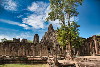 Phimeanakas temple among the ancient ruins of angkor wat hindu temple complex in siem reap, cambodia